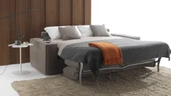 Divano Divano-letto mod.kuck rivestito in tessuto in promo-sconto del 50% Excò a PREZZO OUTLET scontato del 50%