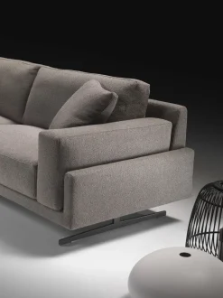 Divano Domino di Artigianale in stile design in Offerta Outlet