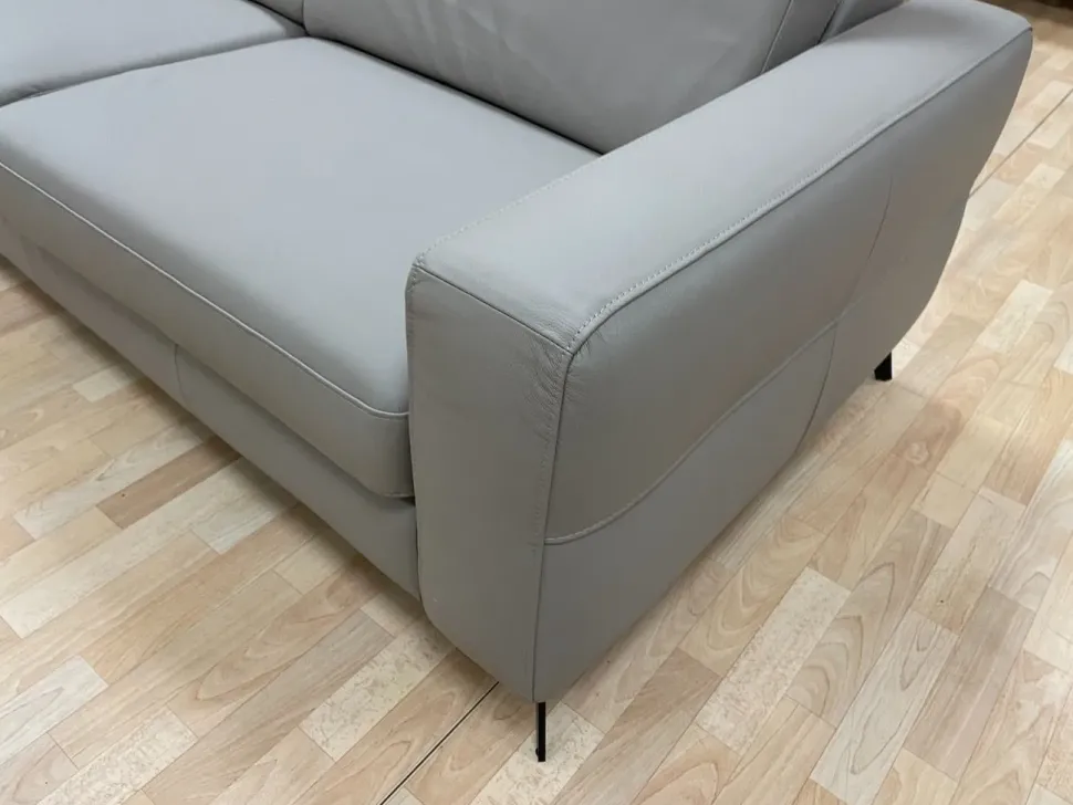 Divano Gareth: Comfort OUTLET 62% sconto! Acquista ora!