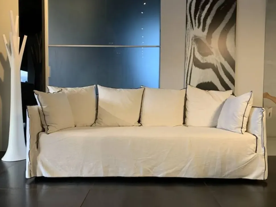 Divano Ghost 12 Gervasoni in OFFERTA - 26%