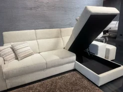 Divano Gloria tessuto in poliuretano  I classici a prezzo scontato