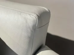 Divano Happy jack in Pelle Poltrona frau a prezzo scontato