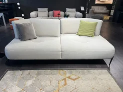 Divano Hesperia in Tessuto non sfoderabile di Gamma scontato 39%