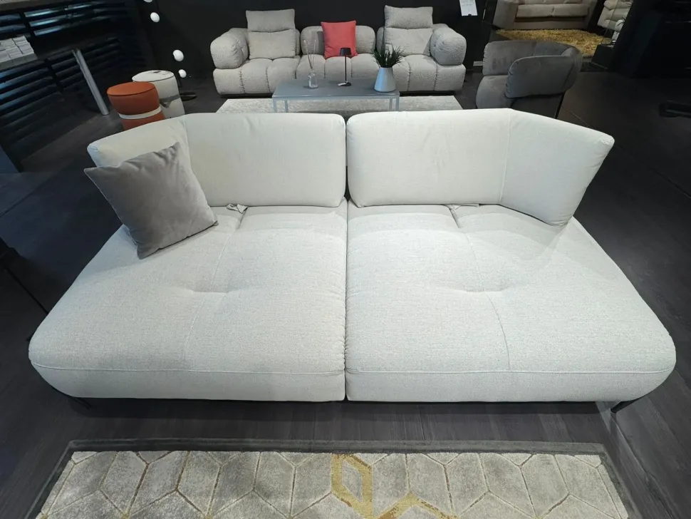 Divano Hesperia in Tessuto non sfoderabile di Gamma scontato 39%