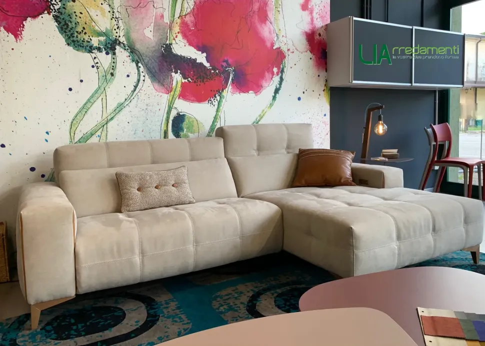 Divano in Microfibra stile design modello Tiffany scontato - 32%