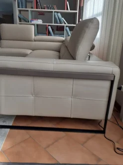 Divano in Pelle stile moderno modello Cubic scontato - 53%