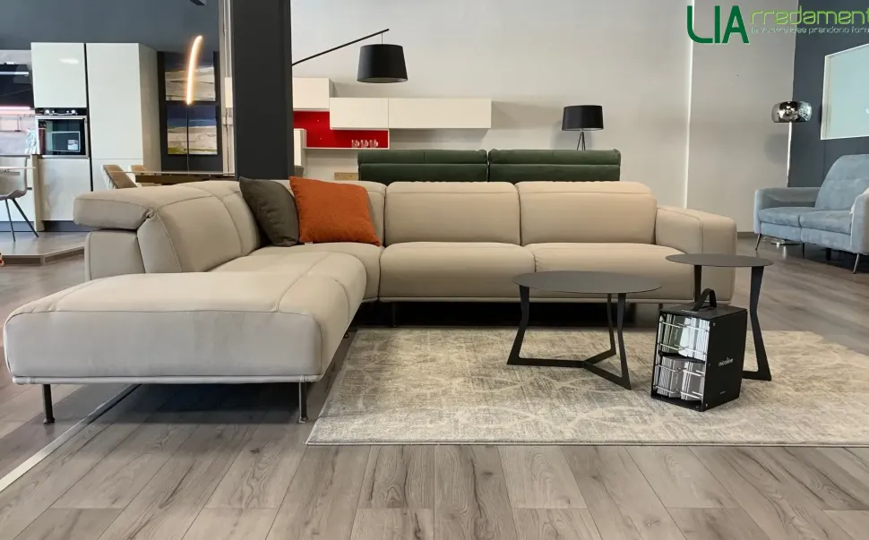 Divano in Pelle stile moderno modello Wing scontato - 57%