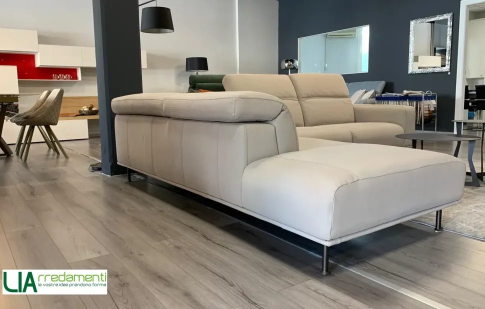 Divano in Pelle stile moderno modello Wing scontato - 57%