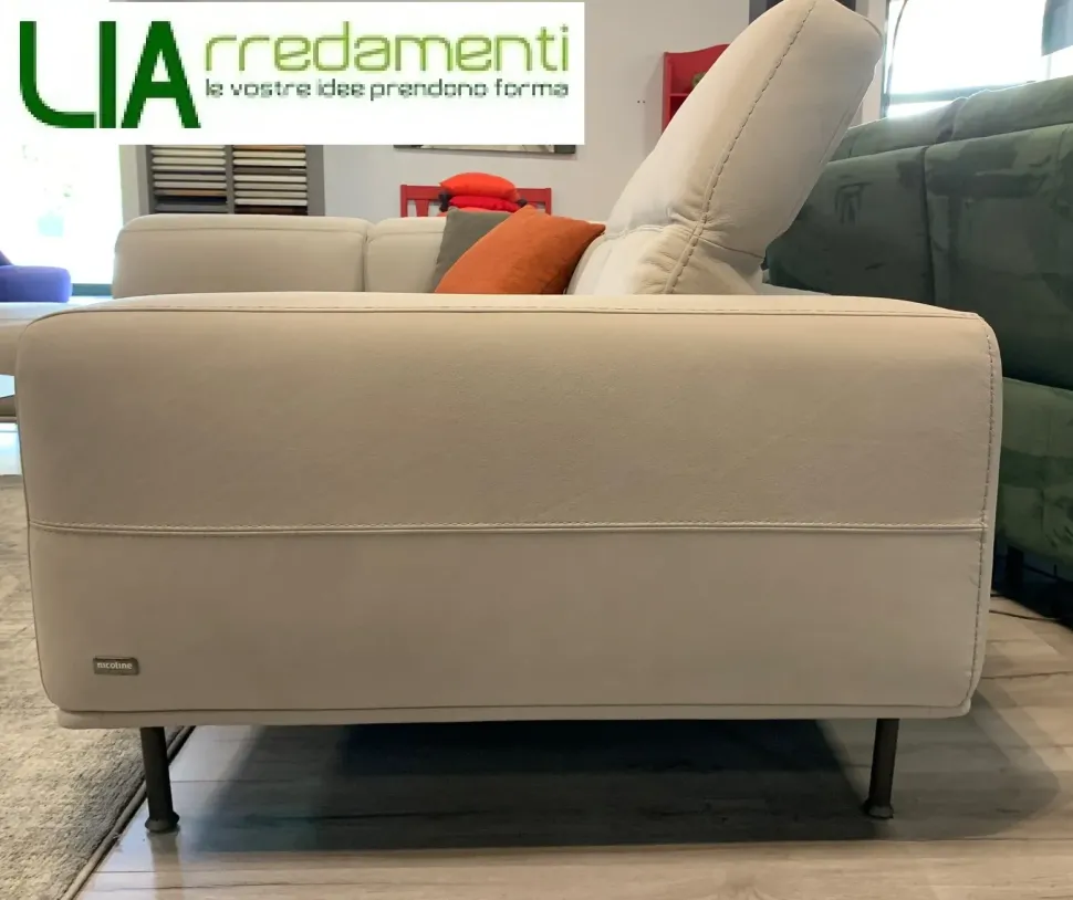Divano in Pelle stile moderno modello Wing scontato - 57%