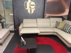 Divano in Pelle stile moderno modello Dusk scontato - 35%