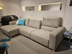 Divano in Pelle stile moderno modello Horizon scontato - 32%