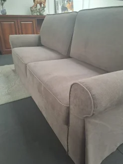 Divano in Tessuto stile classico modello Love scontato - 49%