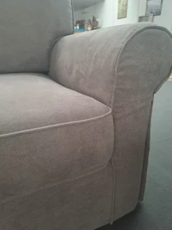 Divano in Tessuto stile classico modello Love scontato - 49%