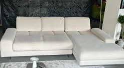 Divano in Tessuto stile design modello Movie scontato - 20%