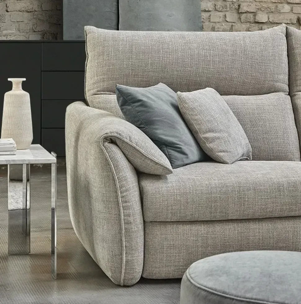 Divano in Tessuto stile design modello Siviglia scontato - 30%