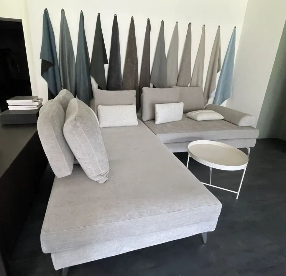 Divano in Tessuto stile design modello Divano tipo veliero scontato - 30%