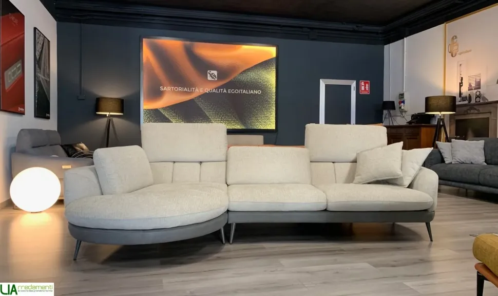 Divano in Tessuto stile moderno modello Looming° scontato - 35%