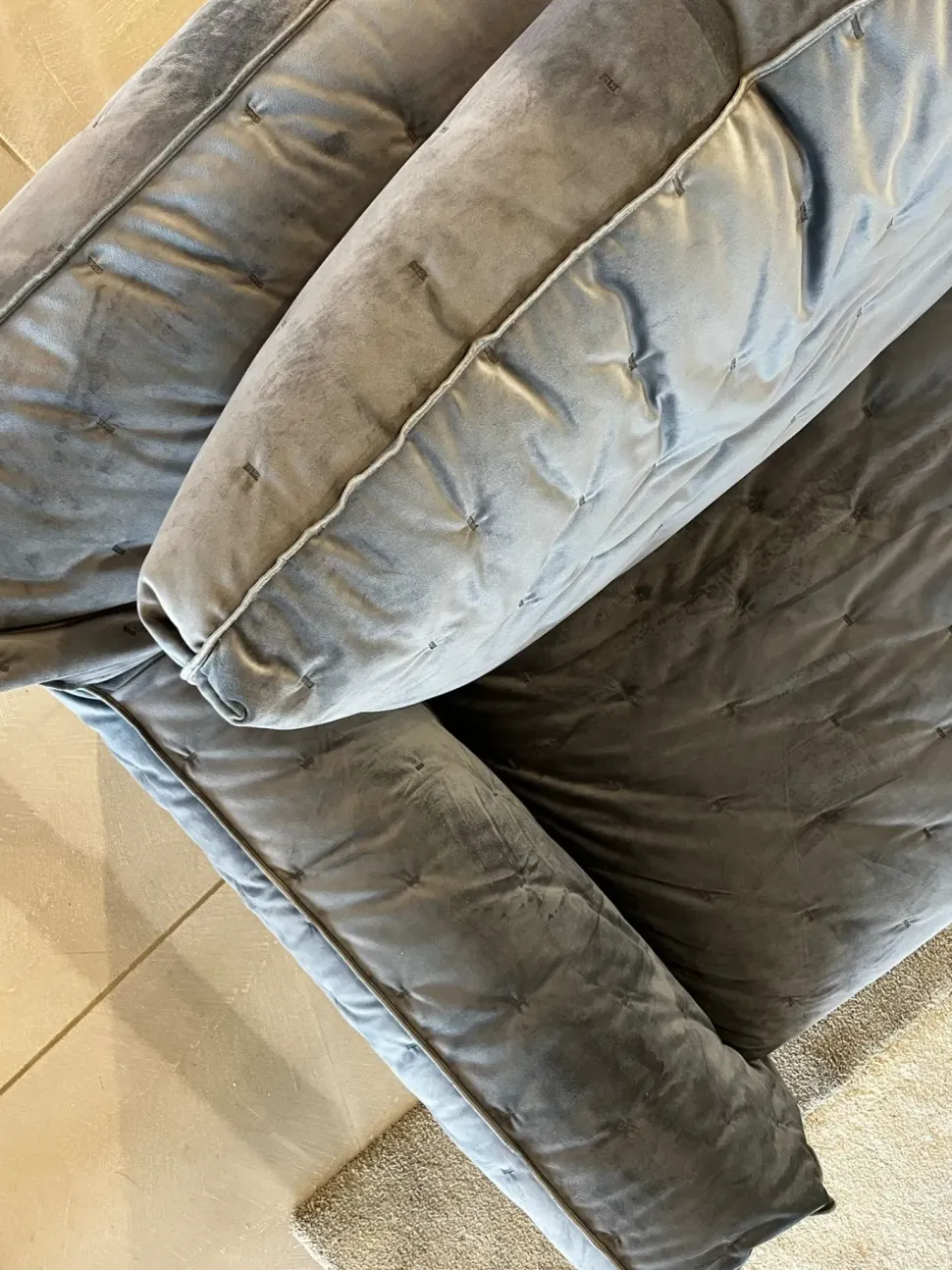 Divano in Tessuto stile moderno modello Loll 12 scontato - 25%