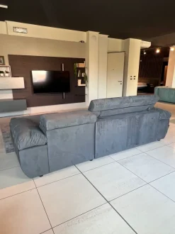 Divano in Tessuto stile moderno modello Divano nuovo  scontato - 47%