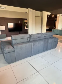 Divano in Tessuto stile moderno modello Divano nuovo  scontato - 47%