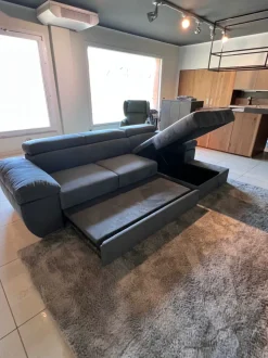 Divano in Tessuto stile moderno modello Divano nuovo  scontato - 47%