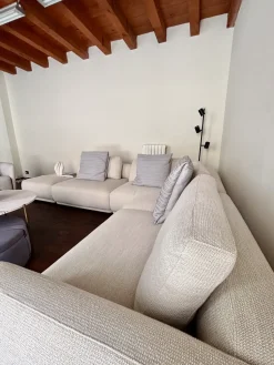 Divano in Tessuto stile moderno modello Kant scontato - 41%