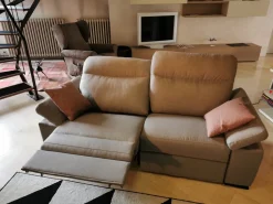 Divano in Tessuto stile moderno modello Valencia comfort scontato - 50%