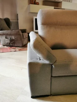 Divano in Tessuto stile moderno modello Valencia comfort scontato - 50%