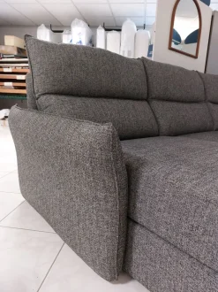 Divano in Tessuto stile moderno modello Bormio comfort scontato - 37%