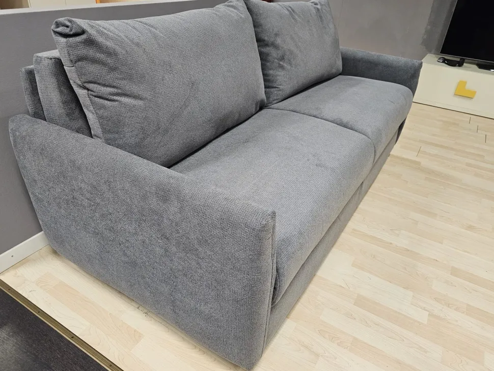 Divano Jerry in Tessuto Vitarelax a prezzo ribassato