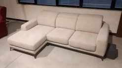 Divano Kris di Rosini in stile moderno a prezzo scontato