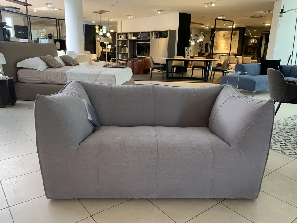 Divano Le bambole in Tessuto sfoderabile a prezzo riservato