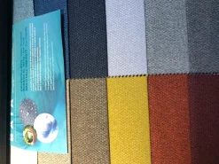 Divano letto tessuto in poliuretano  Lecomfort a prezzo scontato