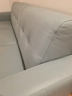 Divano Lineare 2 posti con chaise longue Artigianale ad un prezzo conveniente