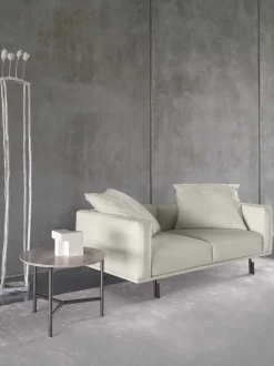 Divano Lineare a 3 posti Binario di Flou: prezzo su richiesta