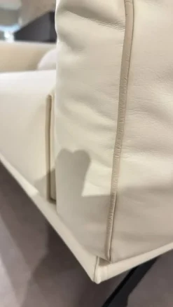 Divano Lineare Chiasmo Dhome ad un prezzo imperdibile