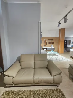 Divano Lineare Divano modello gina in vera pelle Artigianale ad un prezzo conveniente