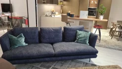 Divano lineare Lars  Bonaldo ad un prezzo imperdibile