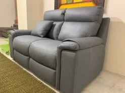 Divano lineare modello Refrain di Artigianale a prezzi convenienti