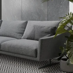 Divano Lineare modello Skid di Bonaldo a prezzi outlet