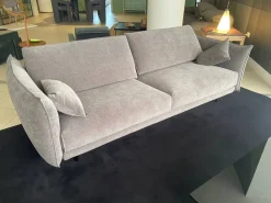Divano Lineare Nubes Moderno SCONTATO a prezzo riservato
