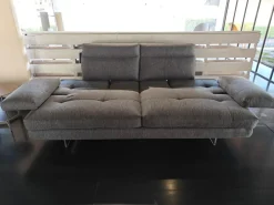 Divano Lineare Toby wing di Calia a prezzo scontato