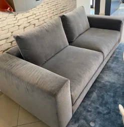 Divano lineare T-time piuma Twils: con uno SCONTO ESCLUSIVO del 54%