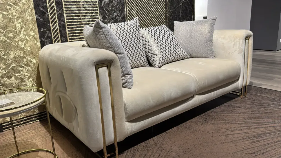 Divano Lineare Vienna La casa moderna ad un prezzo conveniente