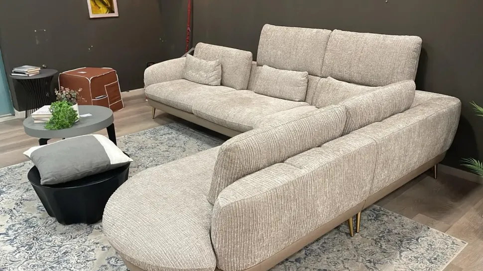 Divano Looming in Tessuto Egoitaliano a prezzo scontato