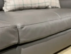 Divano Massimosistema in Pelle Poltrona frau a prezzo scontato