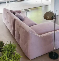 Divano mod. Venezia Md Work con penisola, piuma e cinghie elastiche a prezzo scontato!