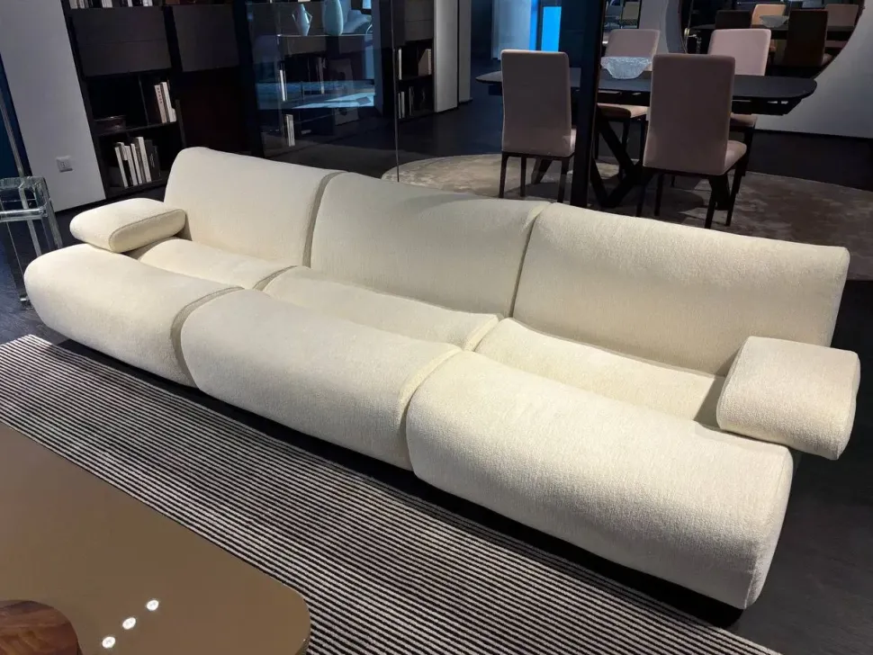 Divano Moderno Ernest con 3 posti a prezzo riservato