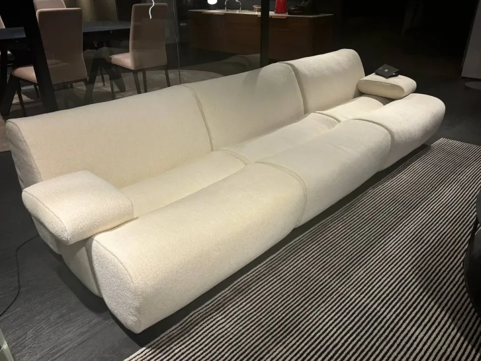 Divano Moderno Ernest con 3 posti a prezzo riservato