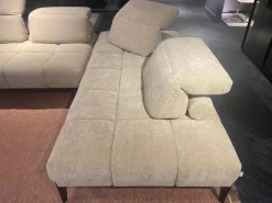 Divano moderno modello Skyline scontato